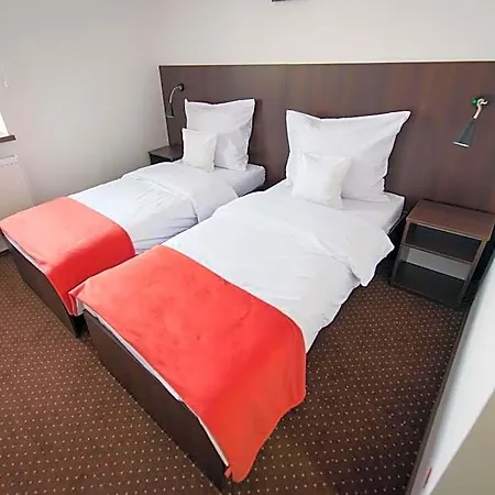 First Hotel 2*